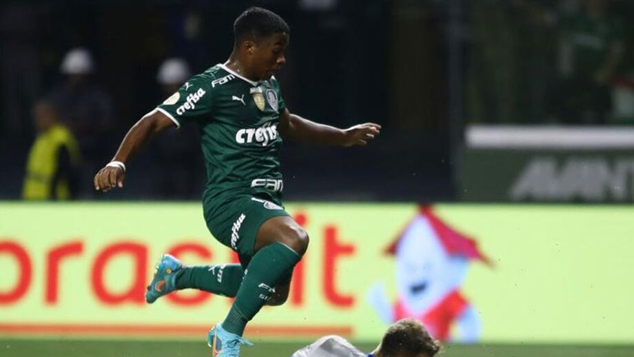 Endrick foi a novidade na goleada sobre o Coritiba