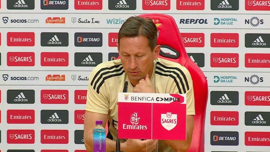 Treinador do Benfica diz esperar "um jogo completamente diferente" do anterior