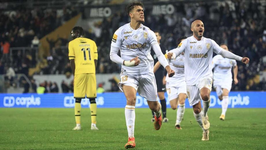A crónica do V. Guimarães-Boavista, 3-2: vitória, vitória... que fica na história 