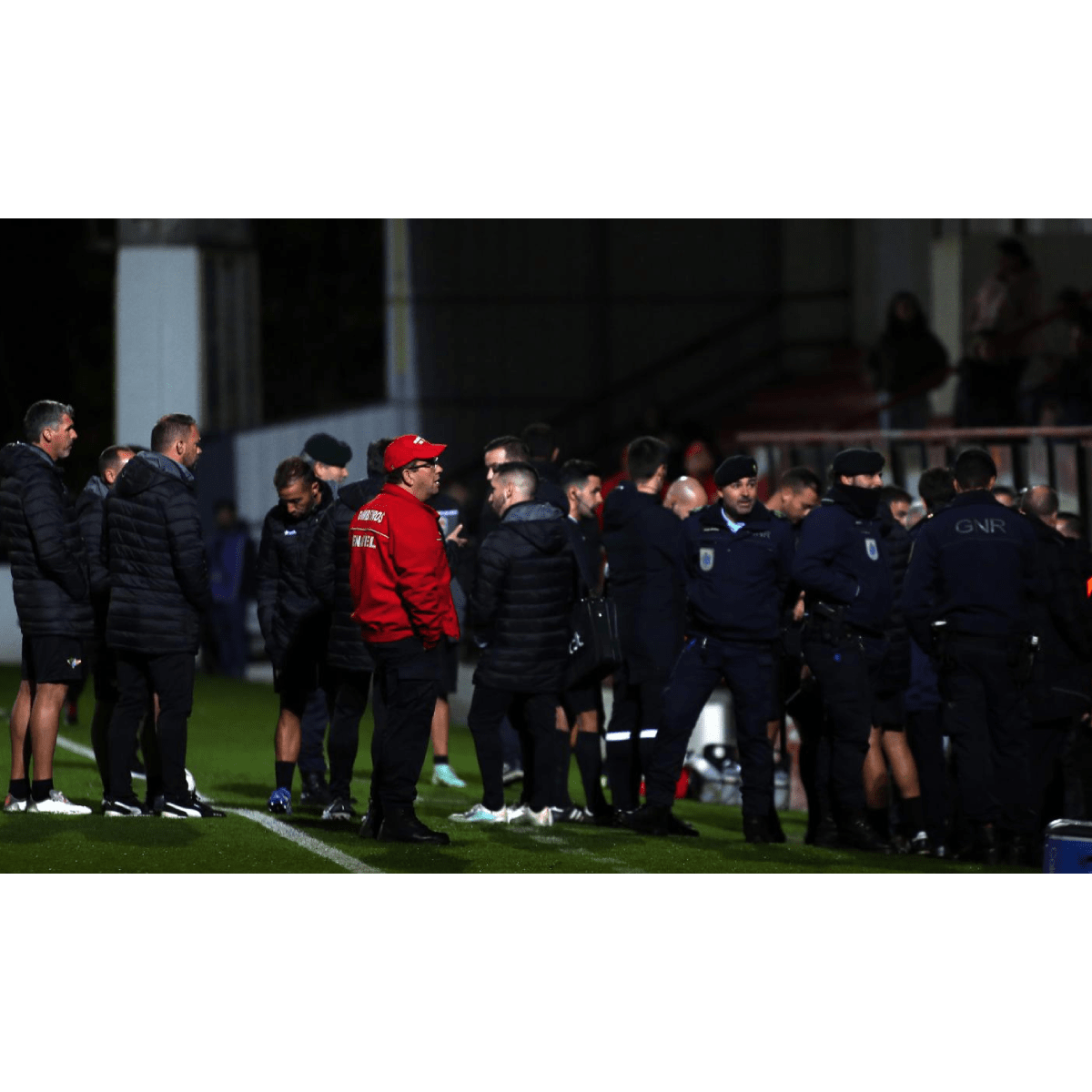 Penafiel, 12/31/2022 - Futebol Clube Penafiel received Académico de Viseu  Futebol Clube this morning at the 25 de Abril Municipal Stadium in a game  counting for the 14th round of the 2nd