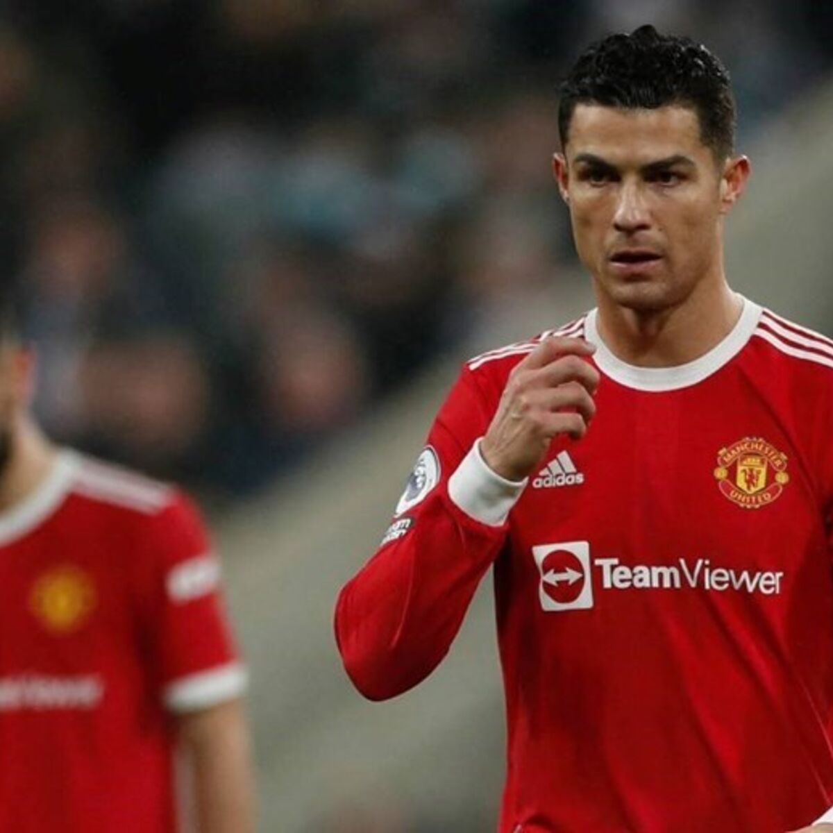 Manchester United anuncia saída de Cristiano Ronaldo