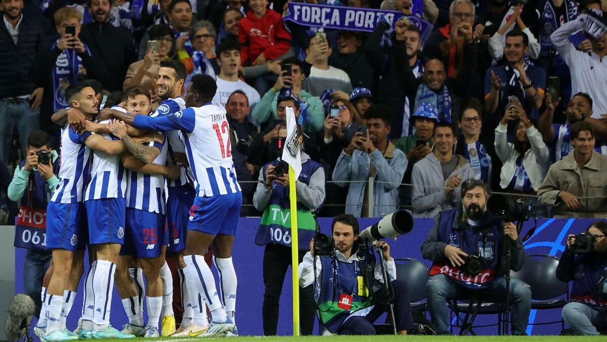 Futebol: Real Madrid segura liderança, Atlético Madrid e FC