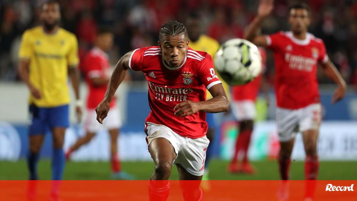 Golo de David Neres ao Club Brugge entre os candidatos a melhor da semana  da Champions - Liga dos Campeões - Jornal Record