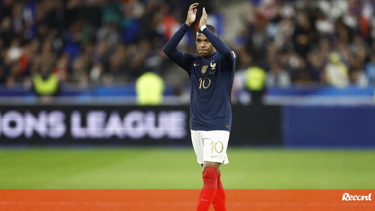 Mbappé a avoué avoir quitté l’équipe nationale : « Je ne peux pas jouer pour des gens qui pensent que je suis un singe » – PSG