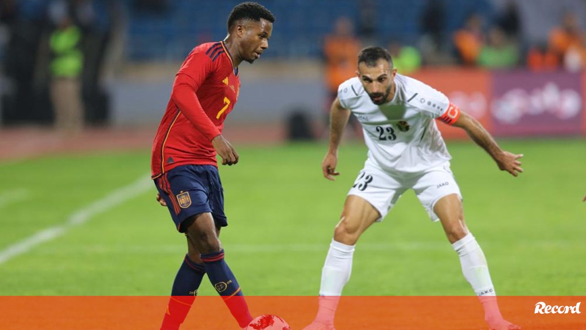 Pai de Ansu Fati queria ver filho jogando por Portugal: agora ficou  difícil