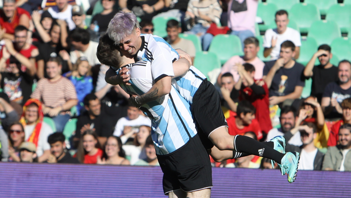 Argentina é a primeira semifinalista do Mundial de streamers Record