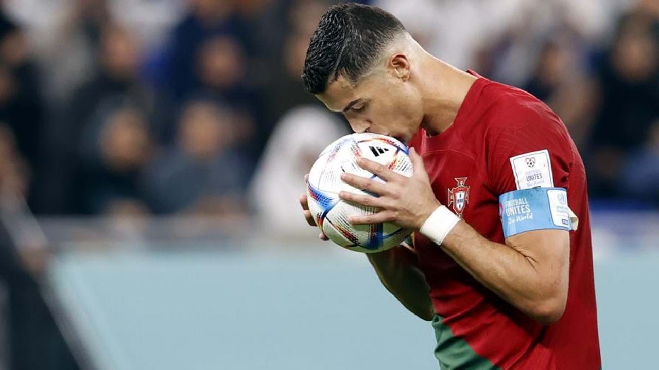 Cristiano Ronaldo Marcou O 50 º Golo De Portugal Em Mundiais Mundial