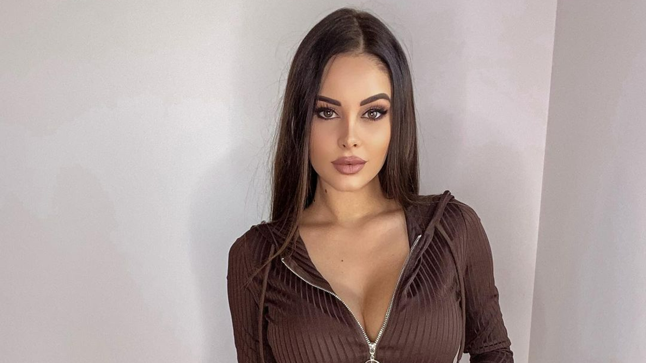 Beldade de Susanna Canzian Jogo da Vida Jornal Record