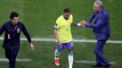 Médico da seleção brasileira explica lesões de Neymar e Danilo: dupla falha jogo com a Suíça
