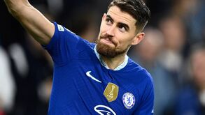 Jorginho nem quer ouvir falar do Barcelona: «Chelsea é a prioridade»