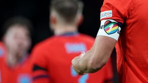 FIFA proíbe Inglaterra de usar a braçadeira com símbolo LGBTQ+ no Mundial'2022