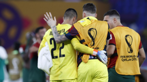 Diogo Costa apoiado após erro
