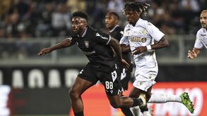 Eteki aponta à titularidade 