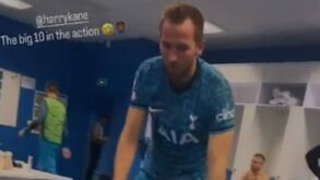 Harry Kane como nunca viu: avançado do Tottenham celebra apuramento na Champions