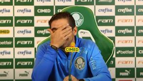Abel Ferreira é questionado por 