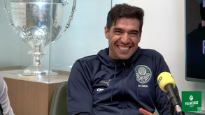 Abel Ferreira lembra tempos de jogador: «Tecnicamente só sabia receber e passar a bola...»