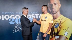 Ex-guarda-redes elogiou o atual dono da baliza do FC Porto e da Seleção