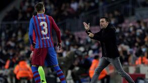 Xavi e a conversa com Piqué: «Foi um dos dias mais difíceis da minha carreira»