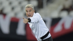 Luís Castro deixa alerta a quem quer ir ao Qatar: «Exige-se um conjunto de comportamentos ajustados»