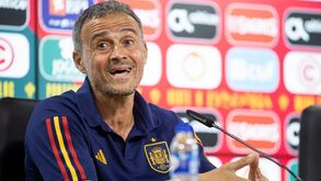 Luis Enrique divulga convocados de Espanha e deixa Sergio Ramos de fora