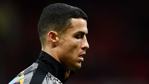 Jamie Carragher e a entrevista de Ronaldo: «99% dos adeptos do Man. United vão apoiar Ten Hag»
