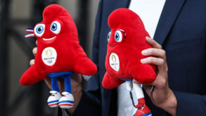 Barretes da liberdade são símbolos dos Jogos Olímpicos e Paralímpicos Paris2024