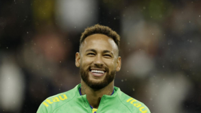 Neymar falha o arranque