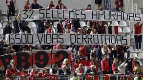 Adeptos do Sp. Braga exibem tarja a visar Mundial do Qatar e quem paga a multa... é o Portimonense