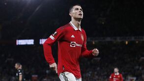 Cristiano Ronaldo: «Estive muito perto de assinar pelo Manchester City mas o coração falou mais alto»