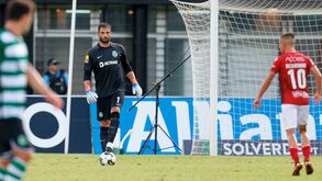 Um minuto a mais no WC custou 3.876 euros a Adán: Recurso do Sporting segue para o TAD