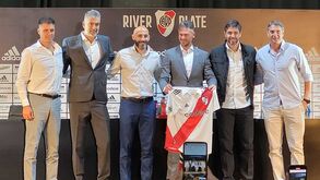 Martín Demichelis apresentado como novo treinador do River Plate