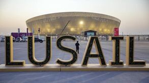 Família real do Qatar pressiona FIFA para não haver álcool no interior dos estádios