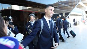 Seleção Nacional rumo ao Qatar: apoio não faltou na chegada ao aeroporto de Lisboa