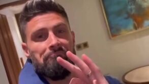 Olivier Giroud impressionado com quarto de hotel no Qatar: França recebida com pompa e luxo