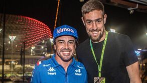 Seleção do Uruguai foi à Fórmula 1: Coates, Darwin e companhia com Alonso na boxe da Alpine 