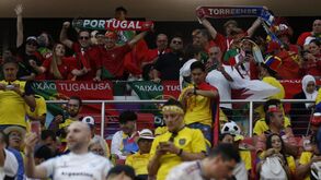 Adeptos portugueses presentes no jogo de abertura do Mundial'2022