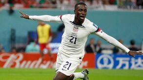 Timothy Weah: O filho de George que se prepara para conquistar o mundo