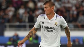 Kroos reage às ameaças de sanção da FIFA às seleções que queriam usar braçadeira com símbolo LGBTQ+