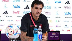 Bryan Ruiz assume que queria ter ficado no Sporting: «Não pude continuar...»