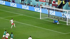 A crónica do México-Polónia, 0-0: Mundial rima com Ochoa