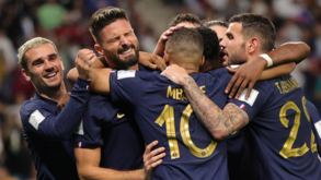 Giroud iguala 51 golos de Henry como melhor marcador da seleção francesa