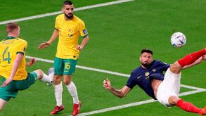 A crónica do França-Austrália, 4-1: Cabem dois galos no mesmo poleiro