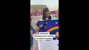 Jornalista brasileiro atacado no Qatar por mostrar bandeira com semelhanças ao símbolo LGBT