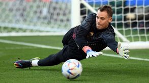Neuer vai entrar em campo com a braçadeira 'One Love' no jogo com o Japão