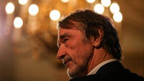 Dono da INEOS prepara-se para avançar com proposta para comprar Manchester United