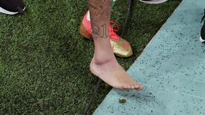 As imagens do tornozelo de Neymar que deixam o Brasil em suspenso