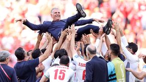 Carlos Queiroz herói na vitória frente a Gales: selecionador do Irão foi figura no final do jogo