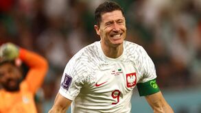 A crónica do Polónia-Arábia Saudita, 2-0: Szczesny abre o livro e Lewandowski escreve a história
