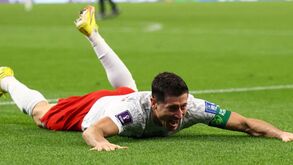 Depois do pesadelo com Ochoa veio o sonho: Lewandowski deixa lote de Ibrahimovic e Weah