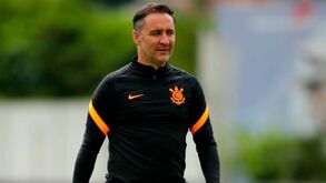 E num instante tudo muda: Vítor Pereira a caminho do Flamengo